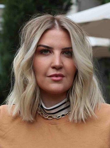 Blonde Lace Front Wigs 12" Wavy Shoulder Length Synthetic Without Bangs Wigs