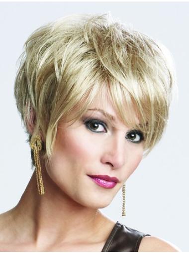 Fashionable Synthetic Blonde Medium Layered Wigs